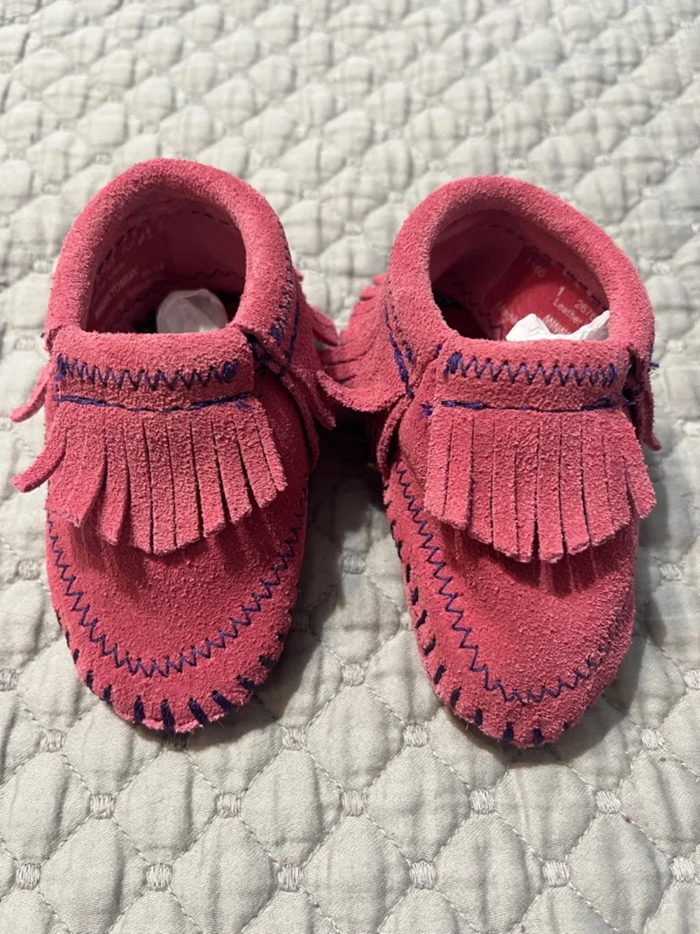 Minnetonka Kids Suede Fringe Moccasins - Pink